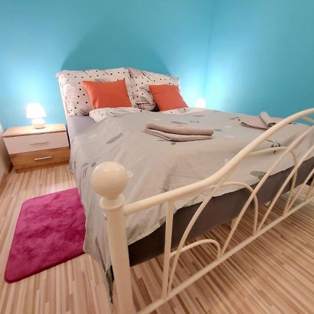 Velky Apartman 2 Pozsony Kültér fotó