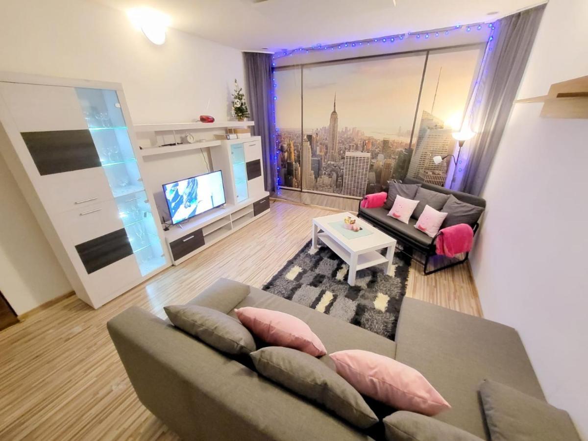 Velky Apartman 2 Pozsony Kültér fotó