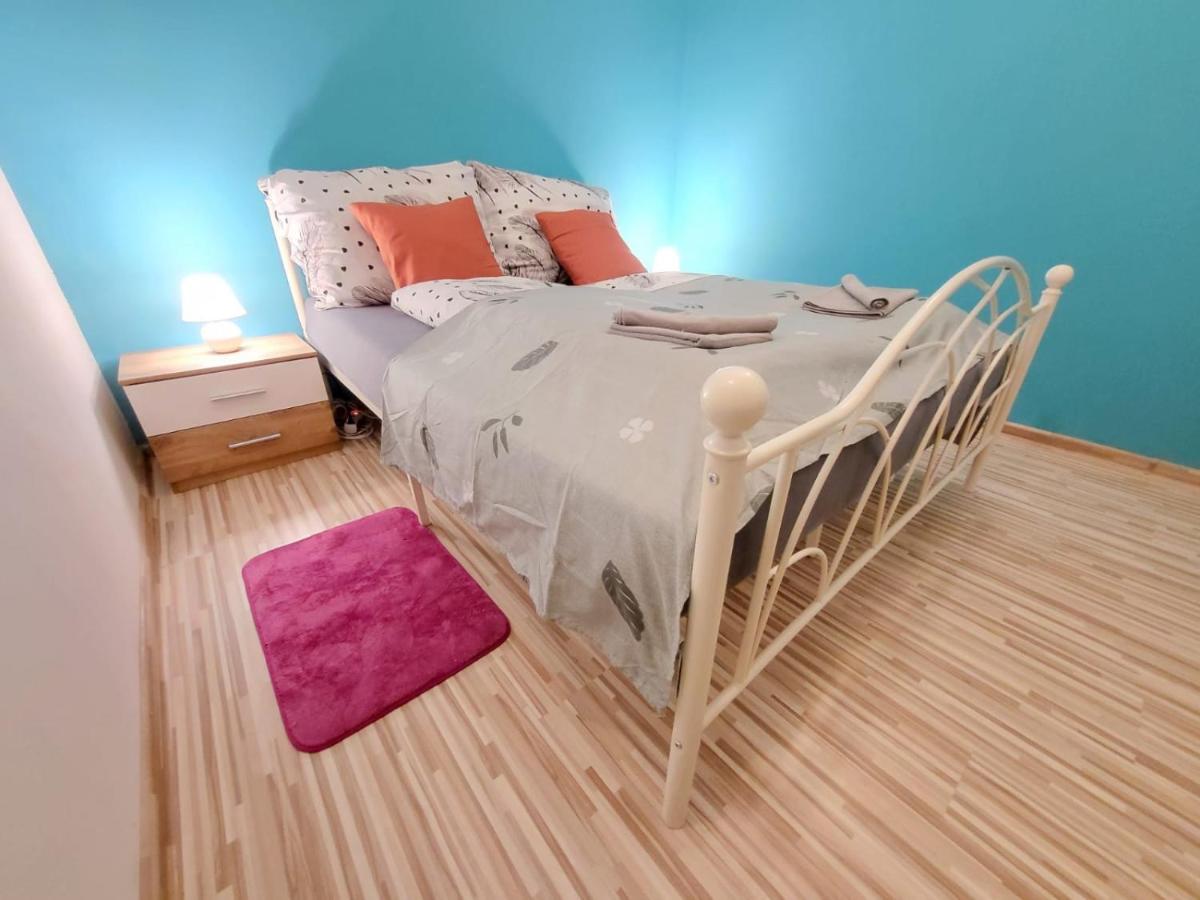 Velky Apartman 2 Pozsony Kültér fotó